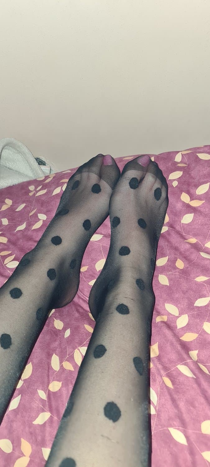 Click to view full size The feet of a Polish married woman to be kissed