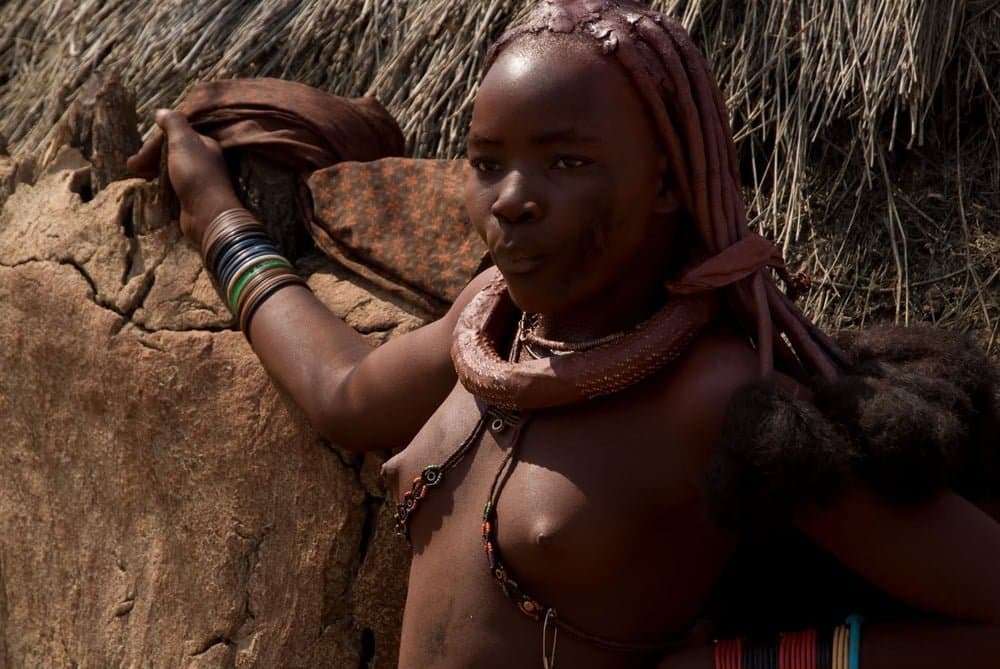 African tribal women