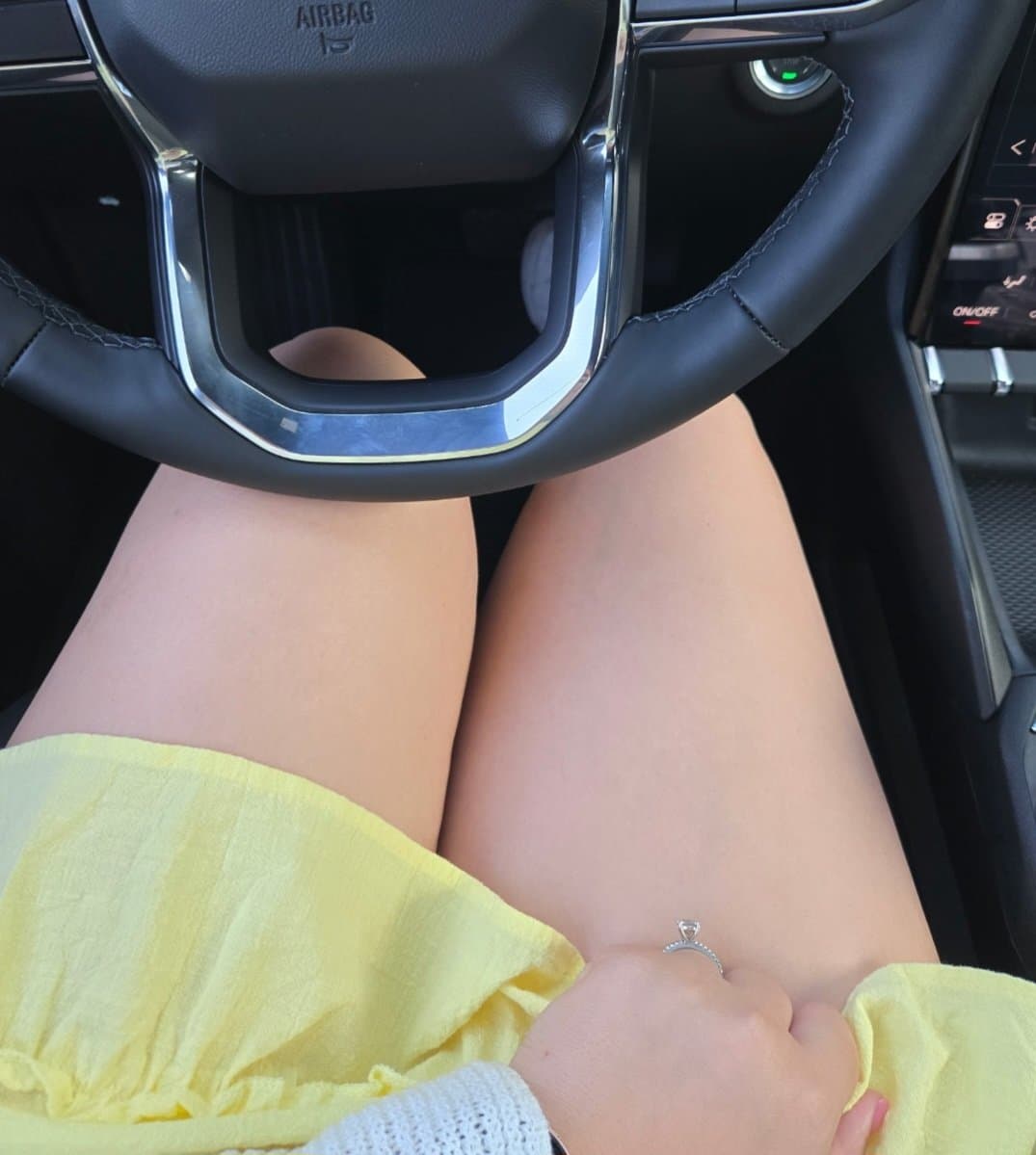 Wife with big natural tits. Secretly loves BBC gangbangs and masturbating herself to sleep