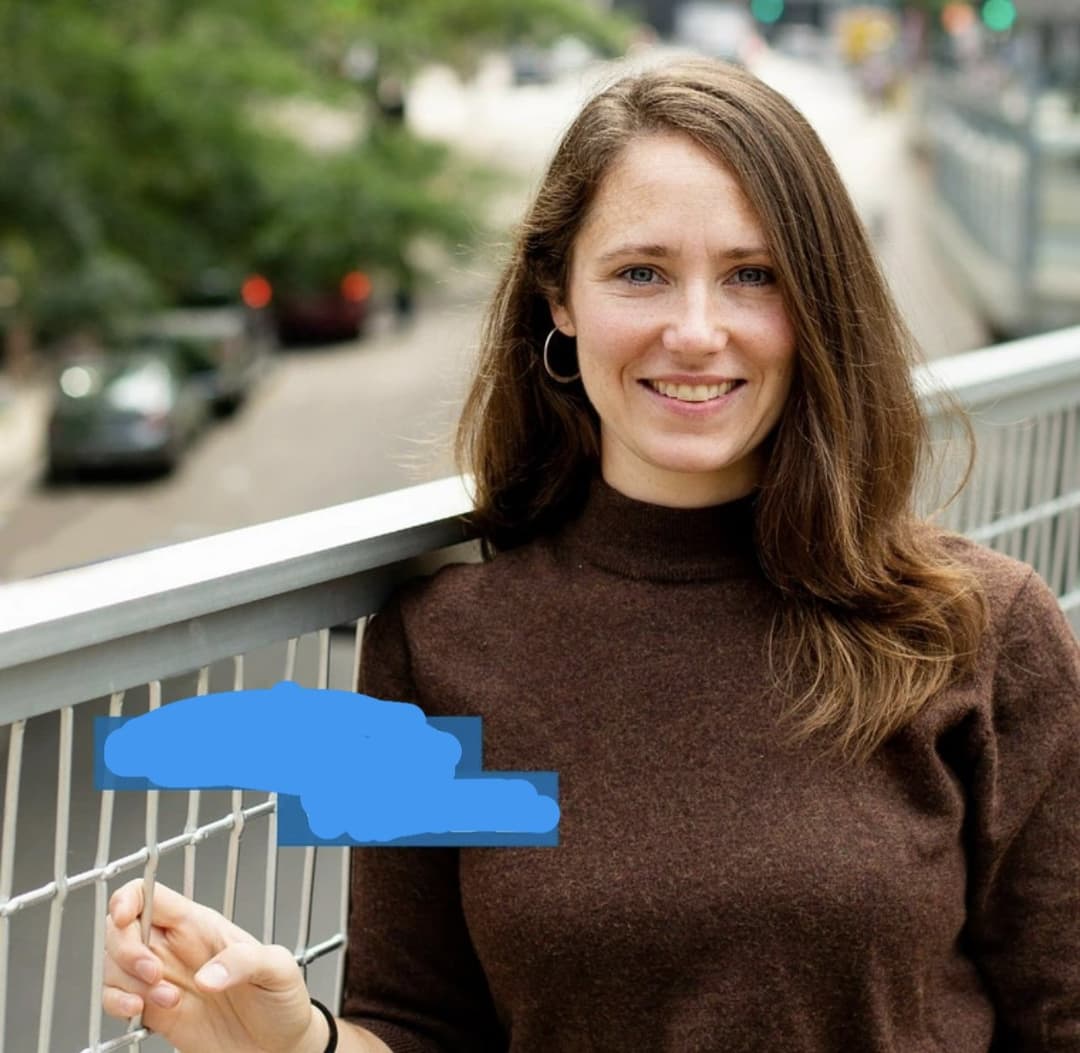 Campus cutie’s eyes are as nice to look at as her bare titties