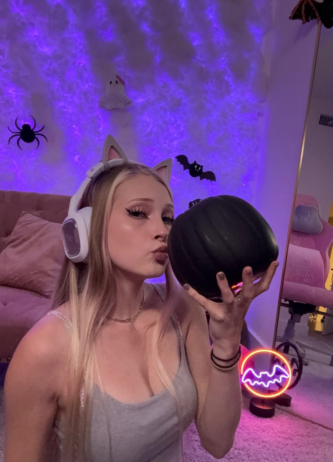 Just a good lick from my clit to my asshole