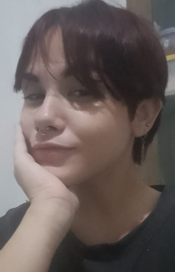 Click to view full size Alt cut hair slut shake her ass. Show pussy tits