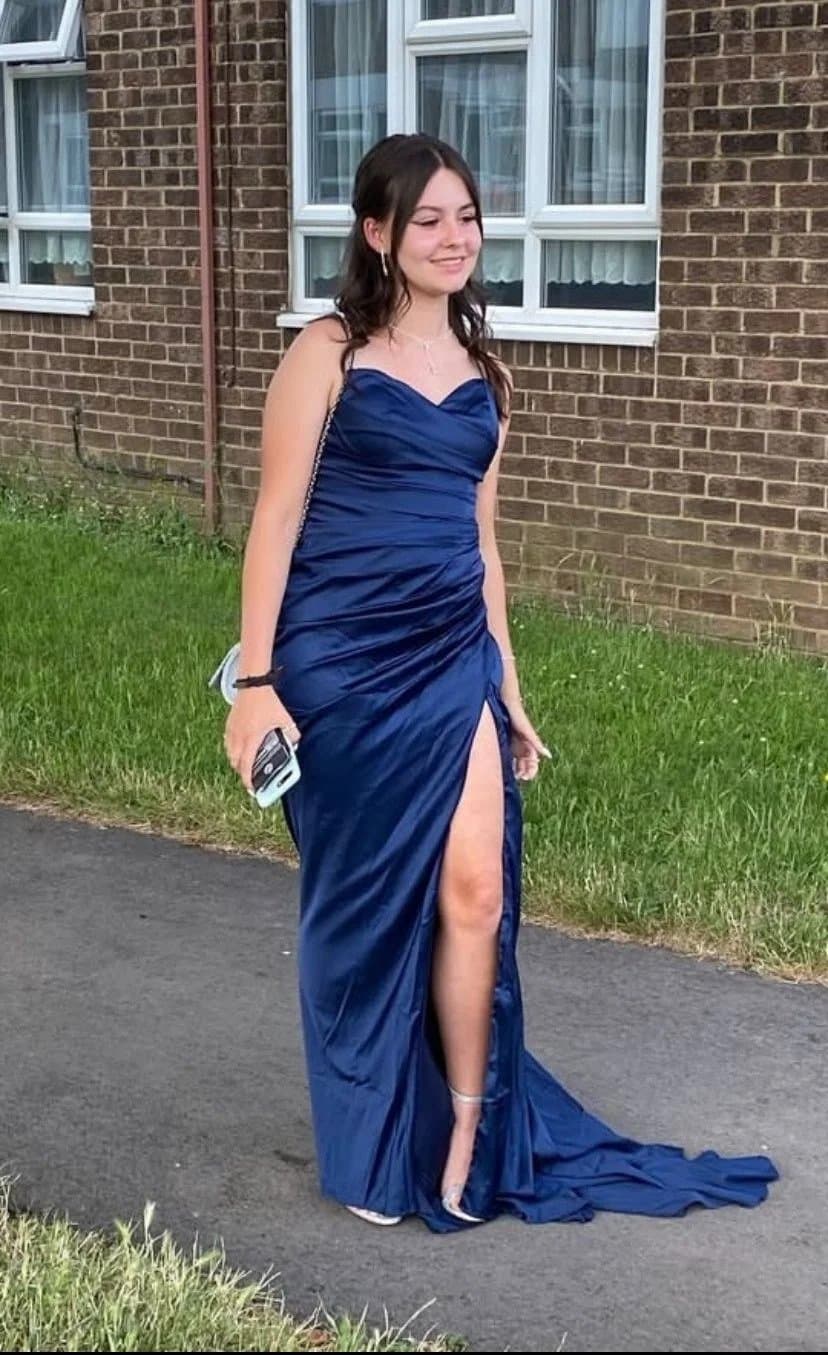 petit teen slut loves warm cum