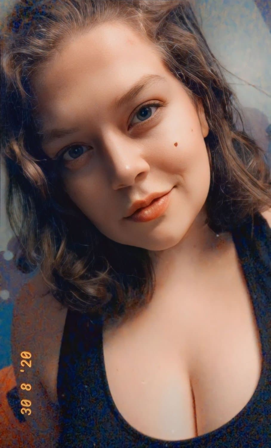 Please Fake/trib my GF for our Anniversary today. Kik Jakova8675409 for her nudes in exchange!