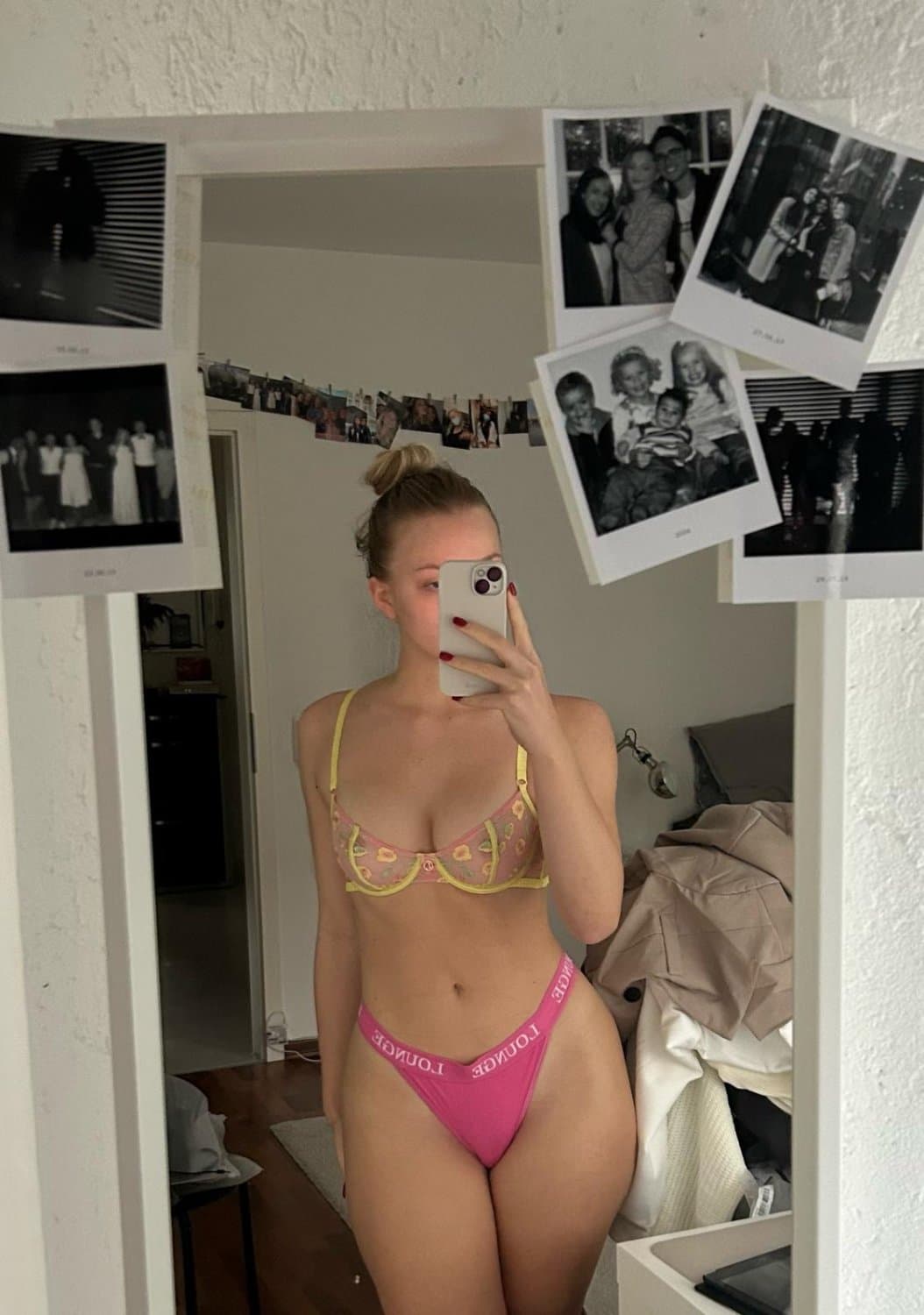 Hot German slut Chiara shows her hot body