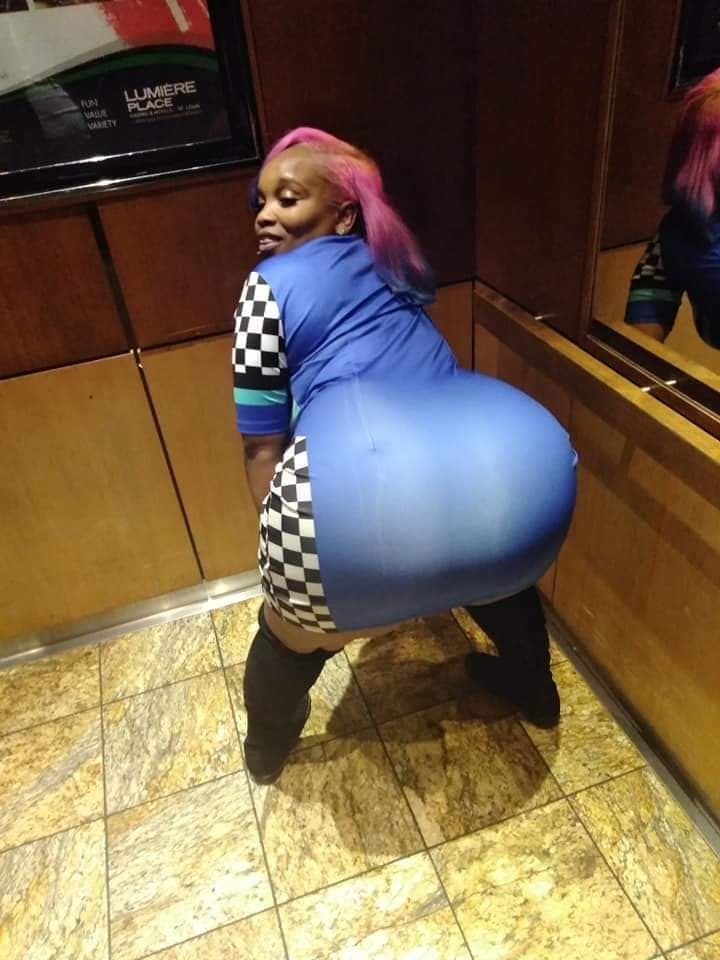 Freaky Bi Bbw Auntie (She need to start a only fans) I would not pull out 19