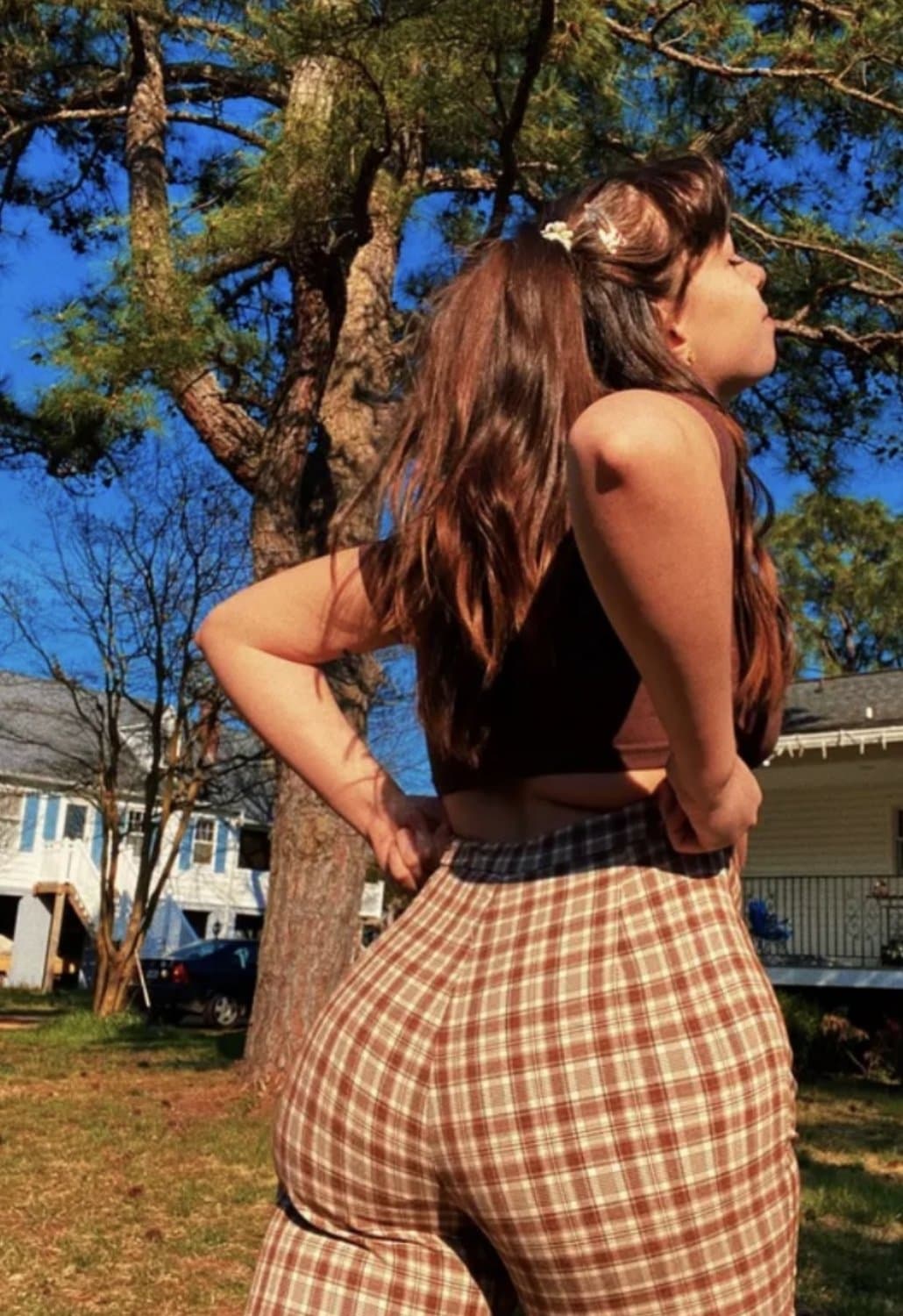 Click to view full size Cute slut Lina loves eating ass and swallowing cum ?