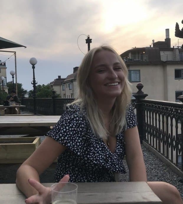 Swedish Denice, 21 Built to take only the biggest of dicks