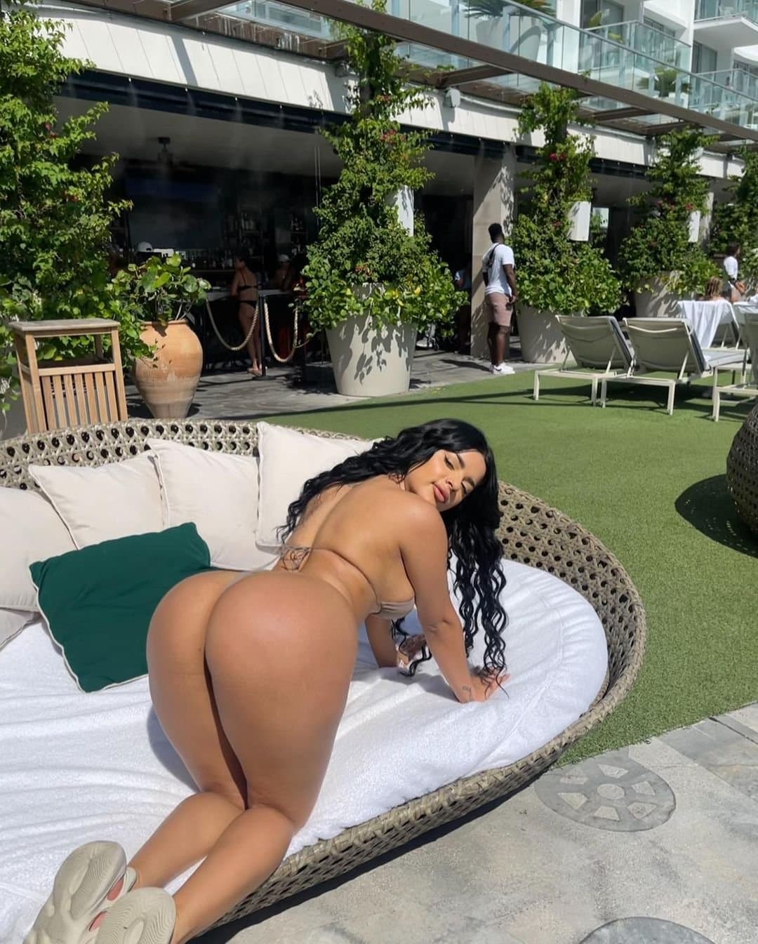 How do you say “Bear My Children” In Spanish???