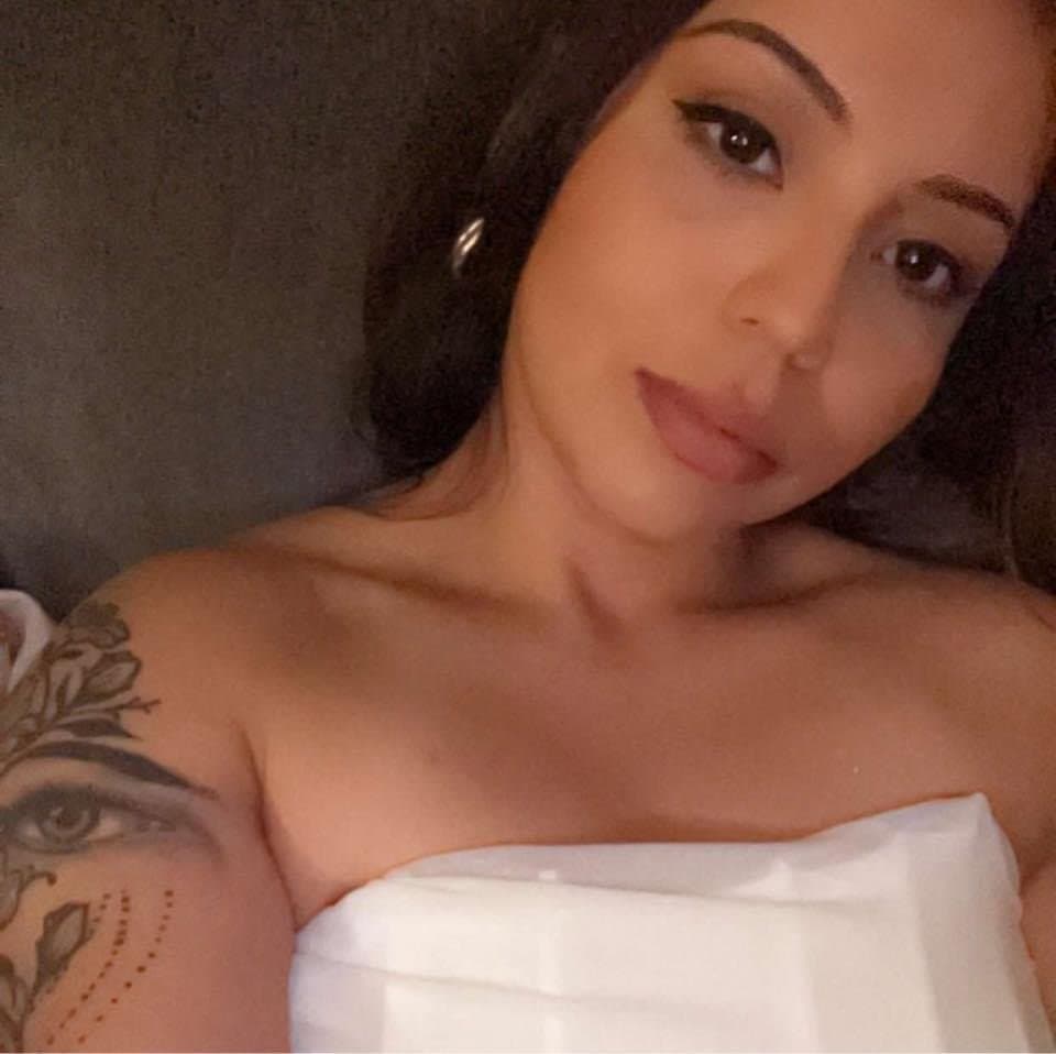 Click to view full size Pull out or creampie this Latina slut