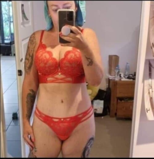 Click to view full size Brisbane biggest COCK WHORE LISA