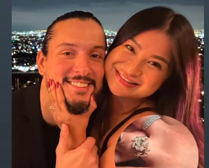 Married Asian slut wife Niki sucking off other men Blowjob