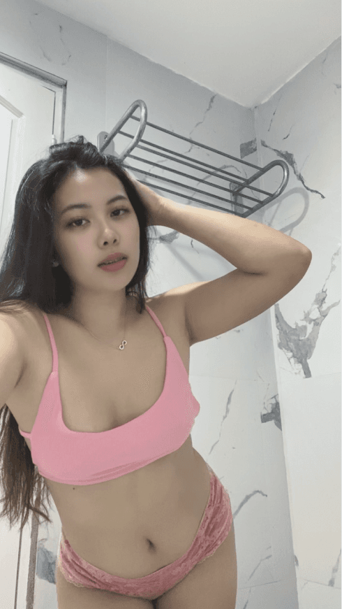 Say “yes” if you’d fuck me on the balcony ?