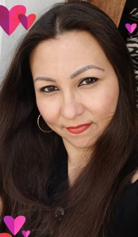 Señora cachonda y putita le gusta que se la follen tiene un culo perfecto que te vuelve loco