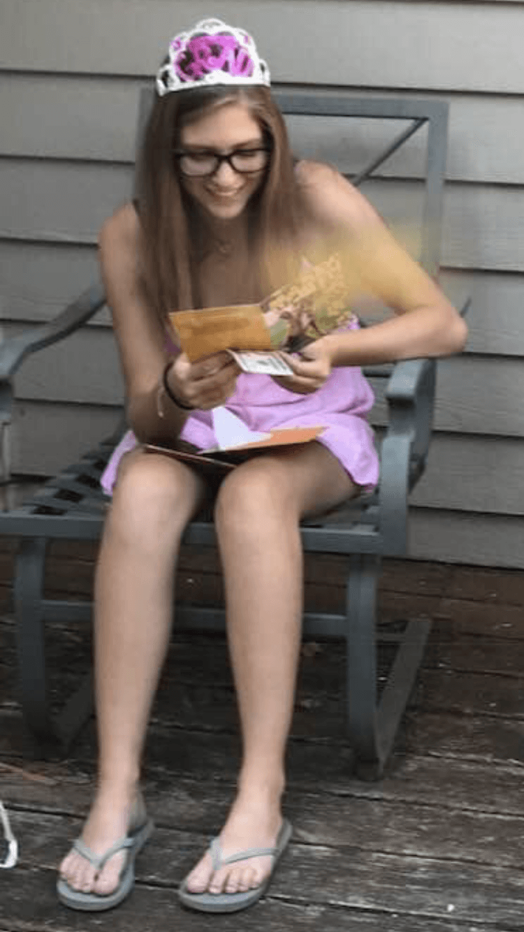 Girlfriend sucked on a new strangers cock today!!! Next a stranger gets to breed her slut butthole