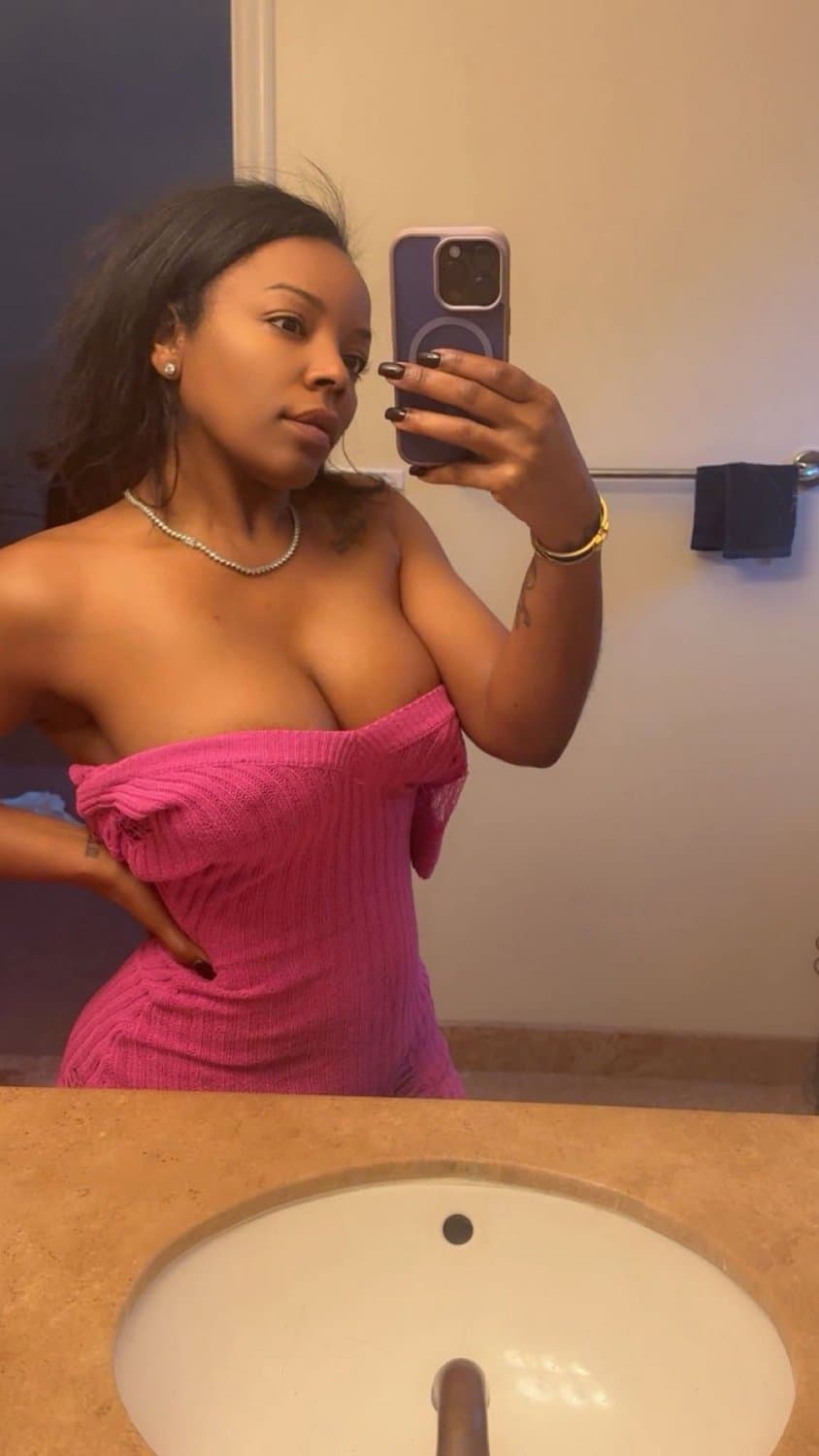 Ebony Queen wants your babies.