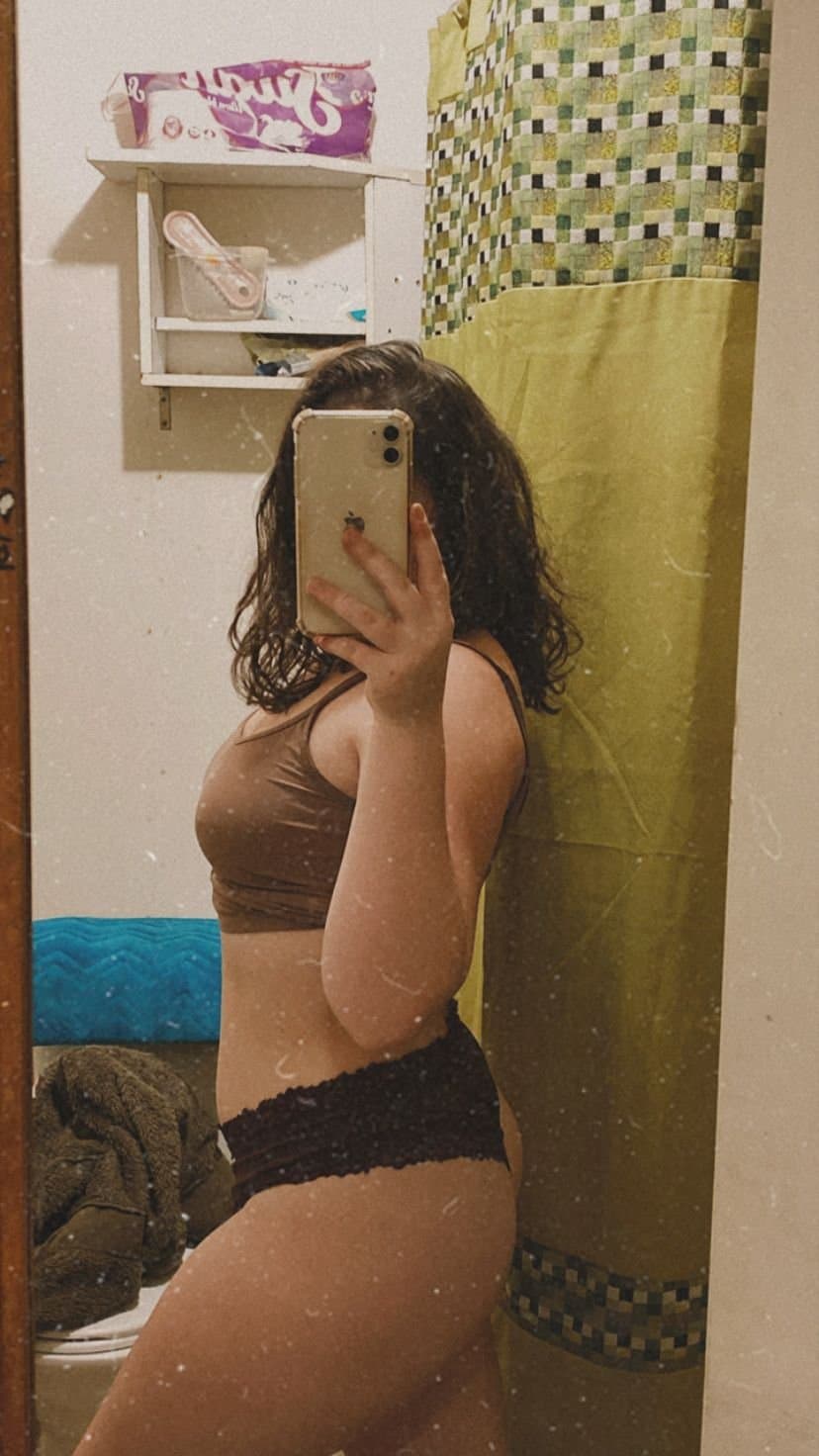 Click to view full size Slut Chilean gf ??