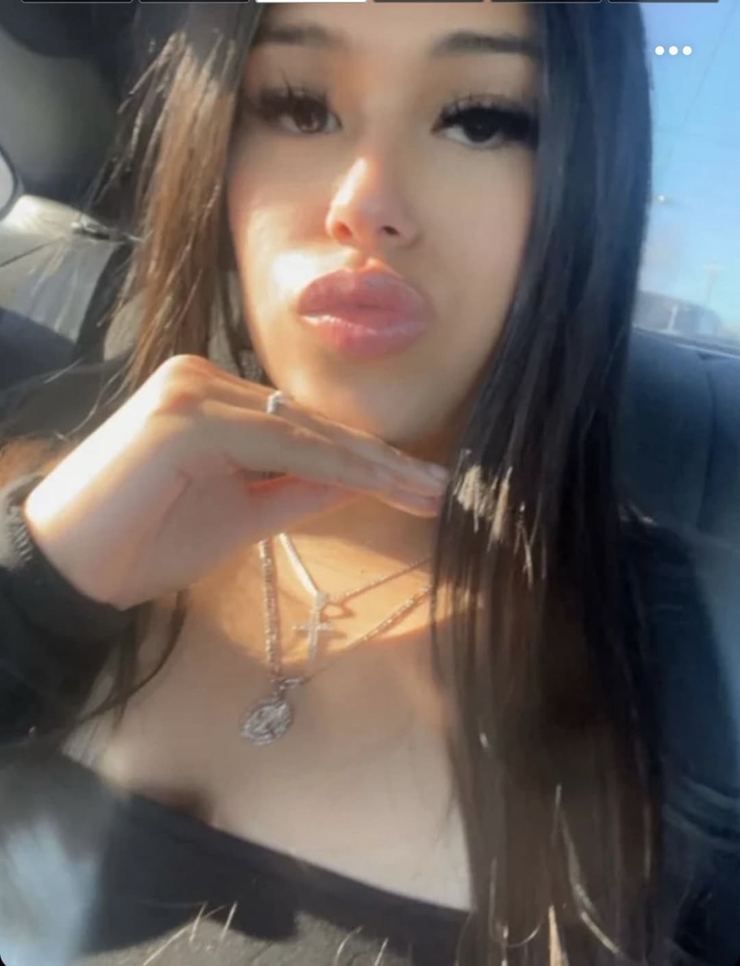 Duck lips pouting teens dsl