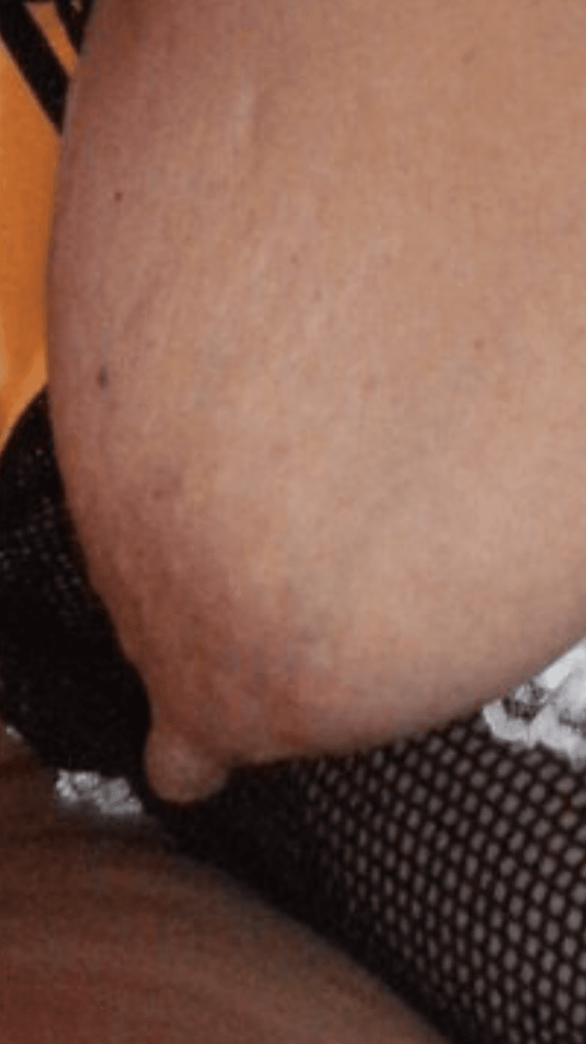 Mommy feeling sexy and dressed up sexy. Middle aged maid. Fucking hot tho ??