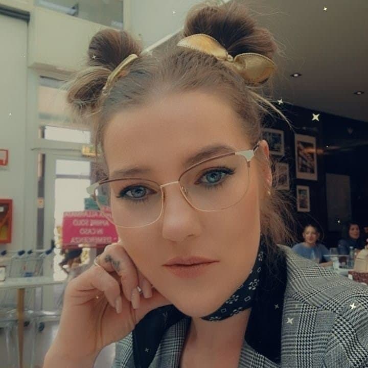 Click to view full size Exposing this slut request (DM for request)