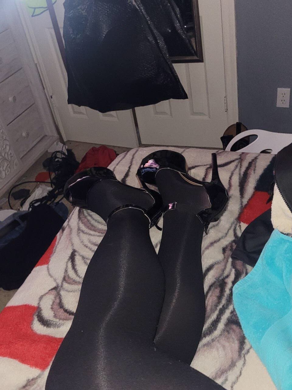 Sissy Reddit Slut Too Embarrassed To Show Mommy, Shows The World. Kik in Comments.