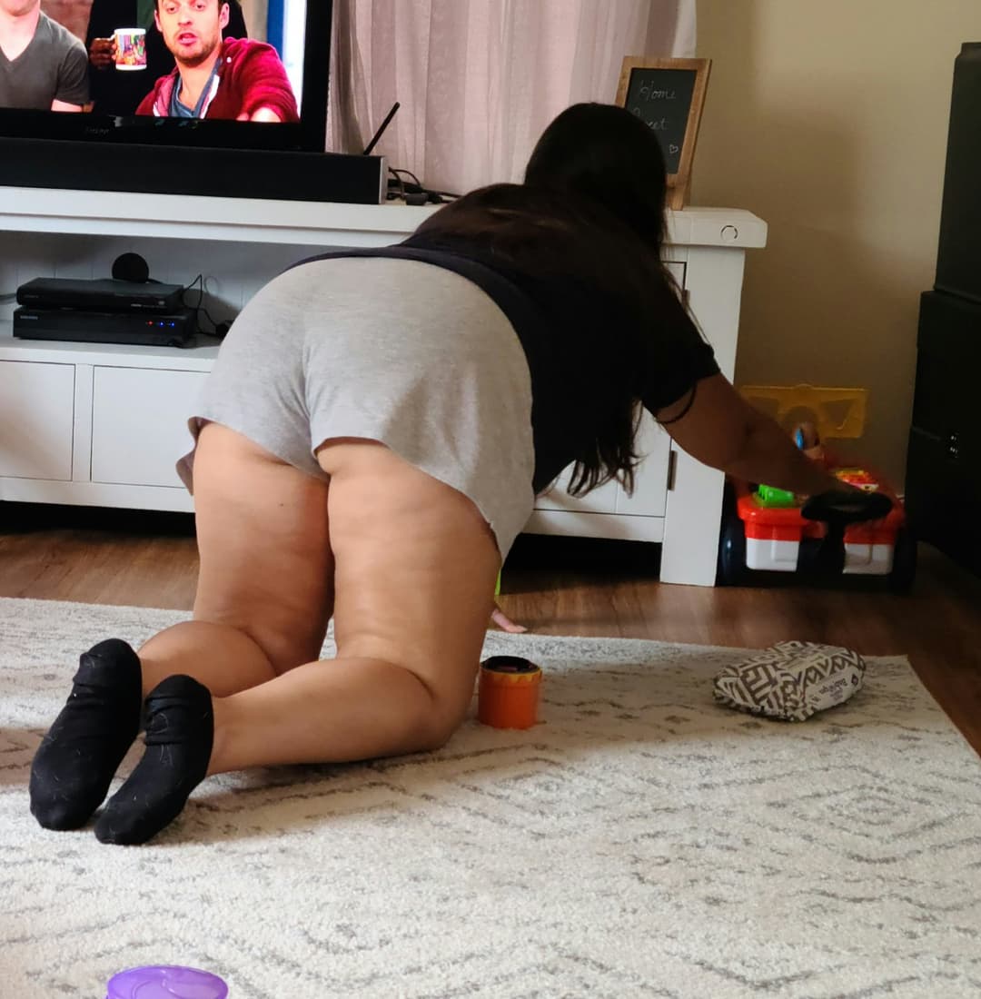 Little dick husband, thick/chubby army wife, tele Grumparmyguy or kik thatsatank. Happy new years