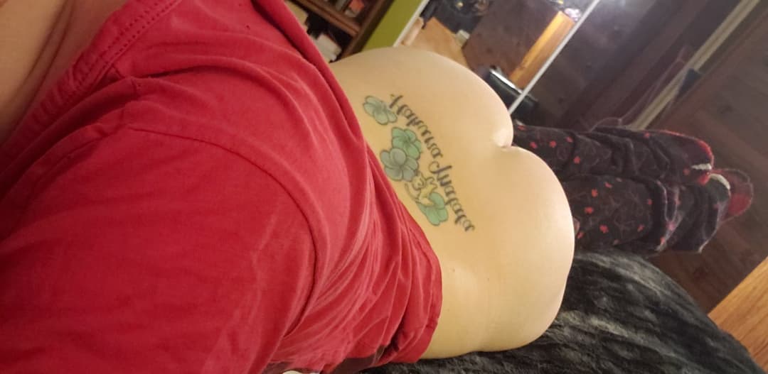 My cute girlfriend for you to enjoy. What would you do to her, her pussy, her ass, her mouth?