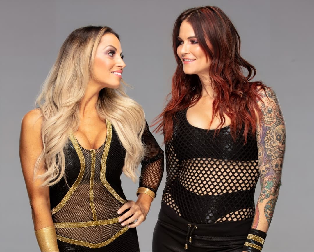 Trish Stratus and Lita kissing - AI Fake Vid