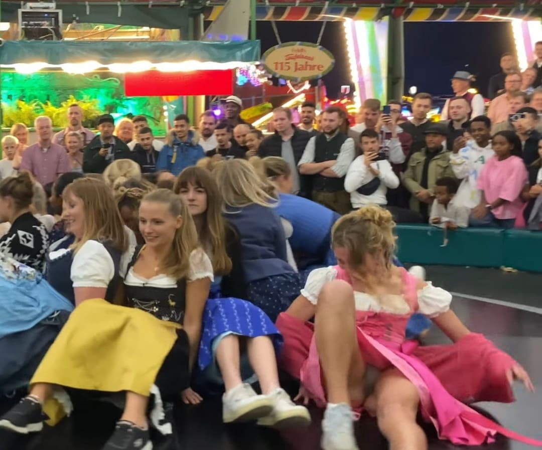 Click to view full size Devils Wheel Upskirts Pt. 2