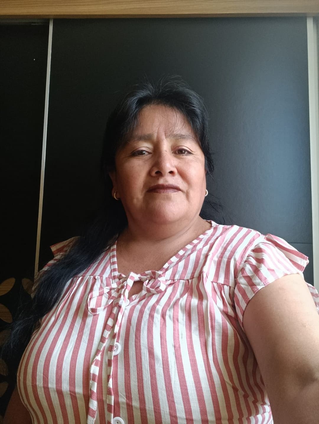 SEÑORA AURORA MILF CON COÑO GRANDE Y PELUDO .. MAMA DE MI AMIGO ESTABA AGUANTA POR UN ? GRANDE