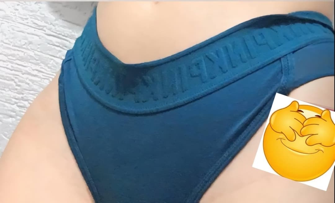 Anyi Gutierrez Niña deliciosa dediquenle pajas con lechita rico