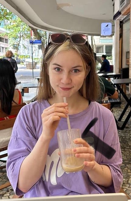 Instagram slut devdaria leaks. You can find more of her butthole leaks on leaks2you.online