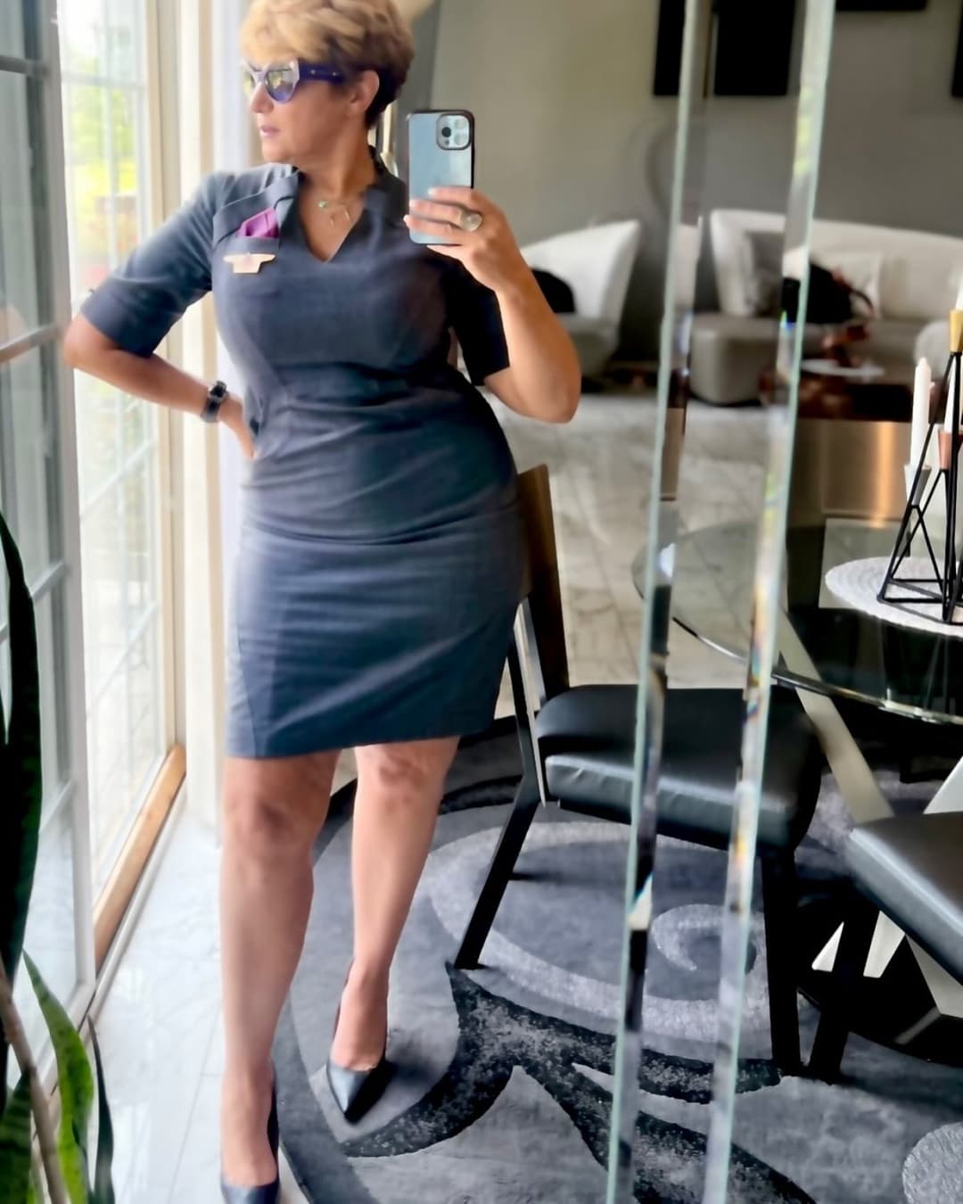 Thick Gilf flight attendant