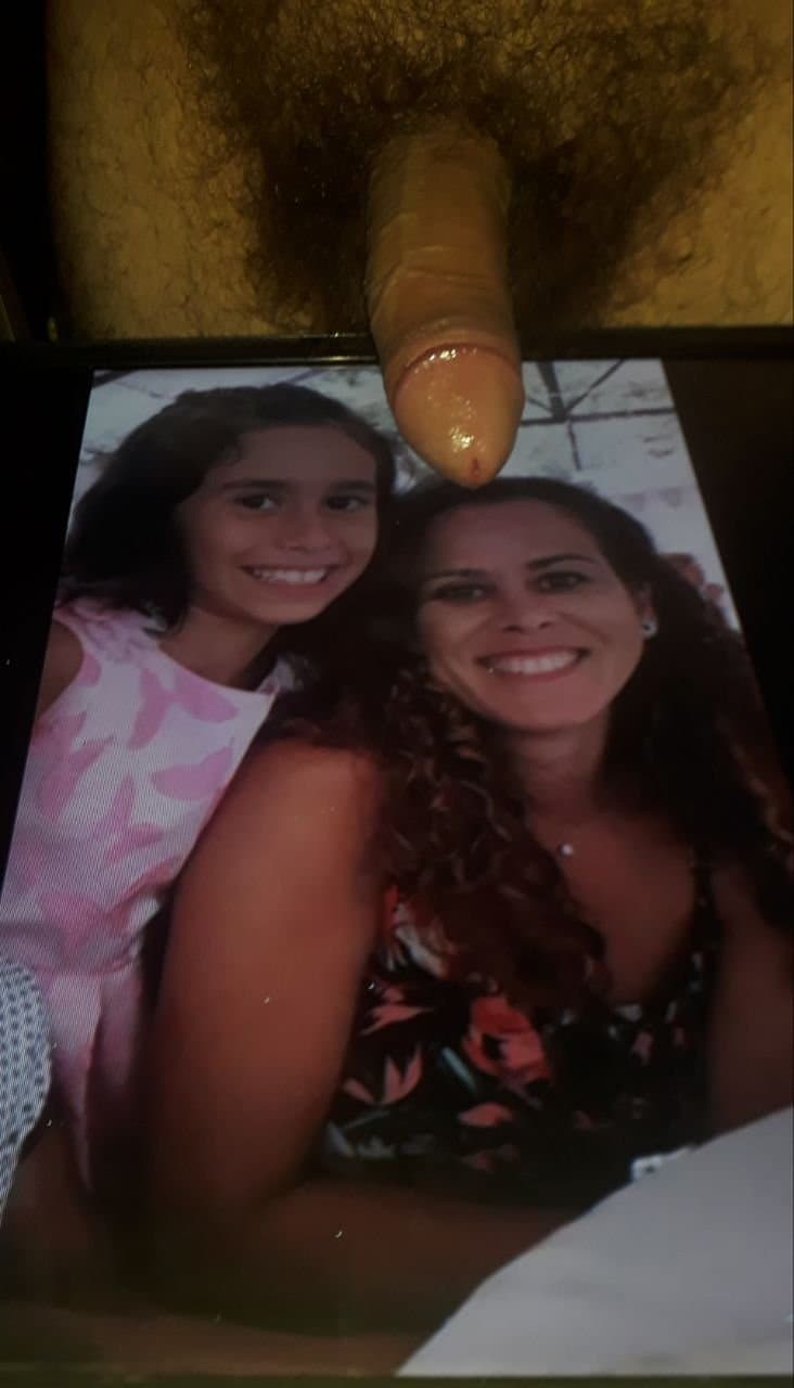 Macu,una mami canaria muy puta ansiosa por una buena polla que la haga gozar como una puta perra