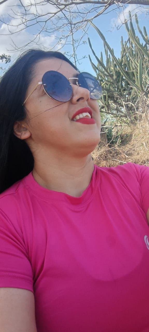 Esposa putinha do Adriano