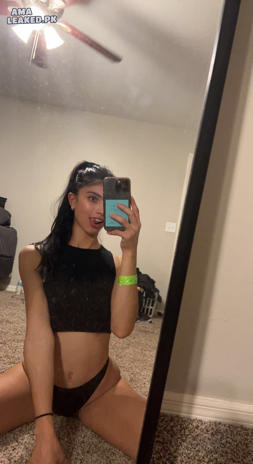 Kenzie Hayes Leaks Part 1