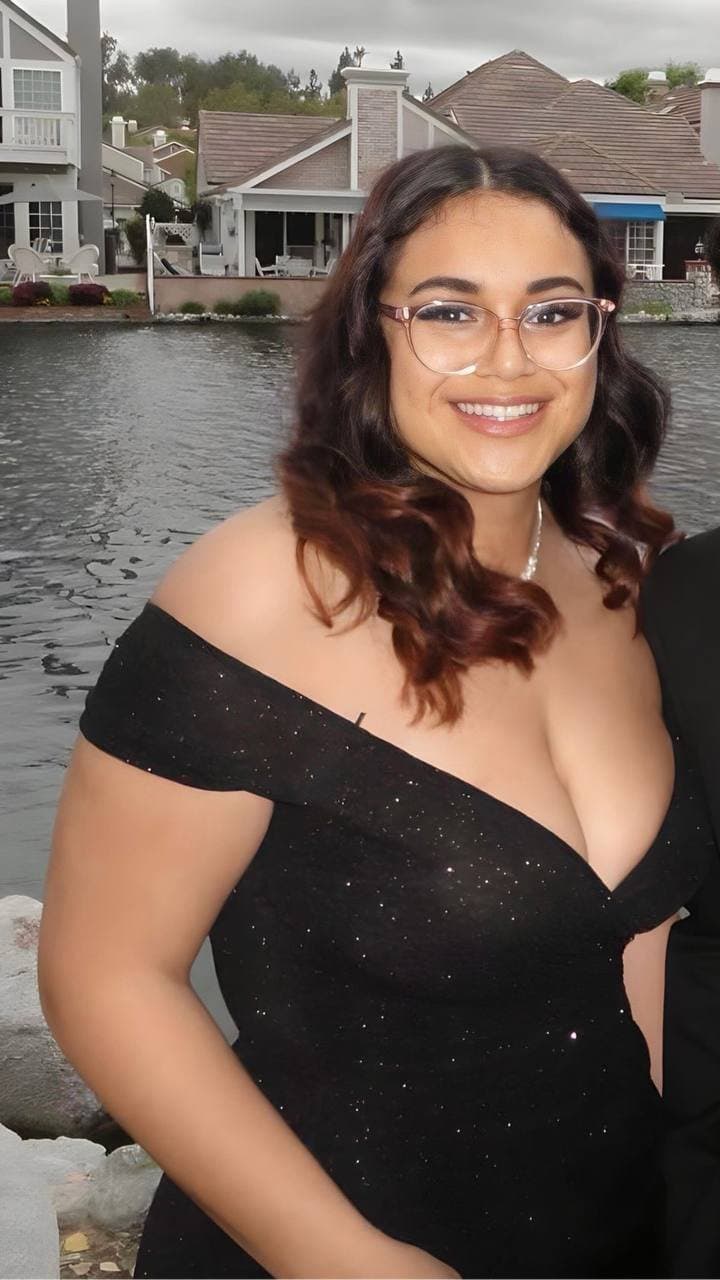 Barely legal teen whore : Elena