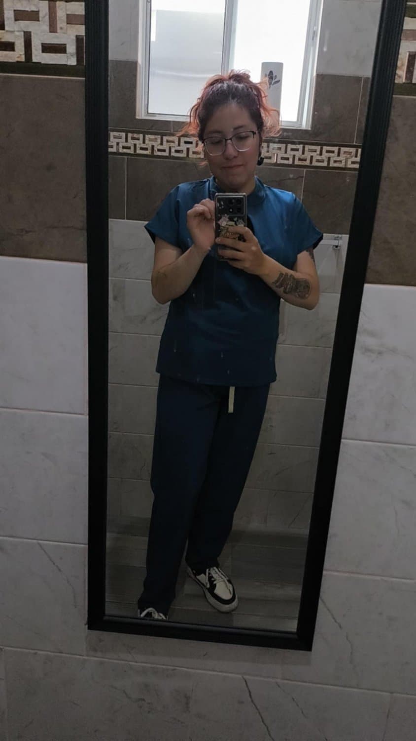 Click to view full size Puti esposa