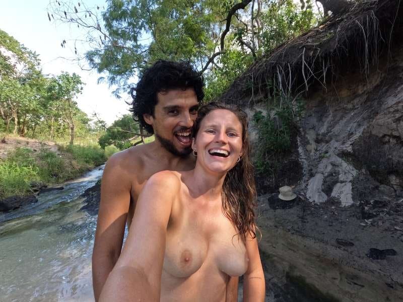 Siendo viajeros naturist couple ain & gonza post more of this lady