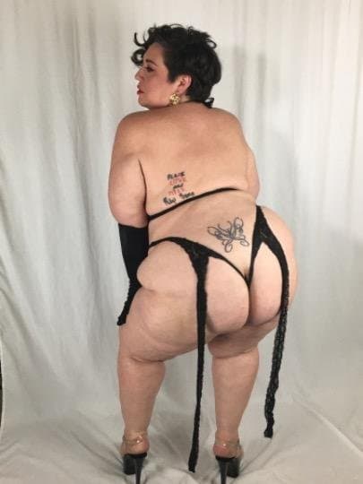 BBW PHAT BOOTY? PORNSTAR⭐️.
