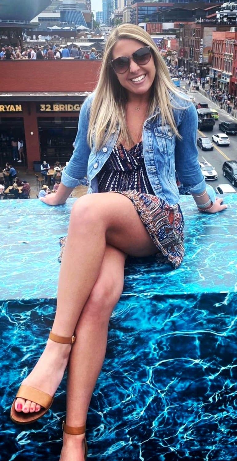 Click to view full size Simone Madlin