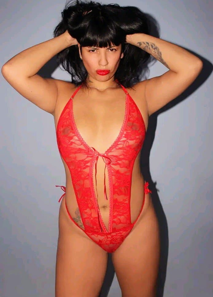 Analía Belén linda morocha argenta