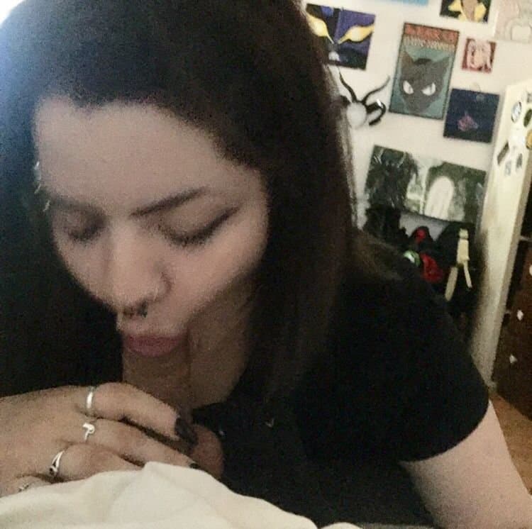 Thick goth whore gets fat pussy and fat ass fucked