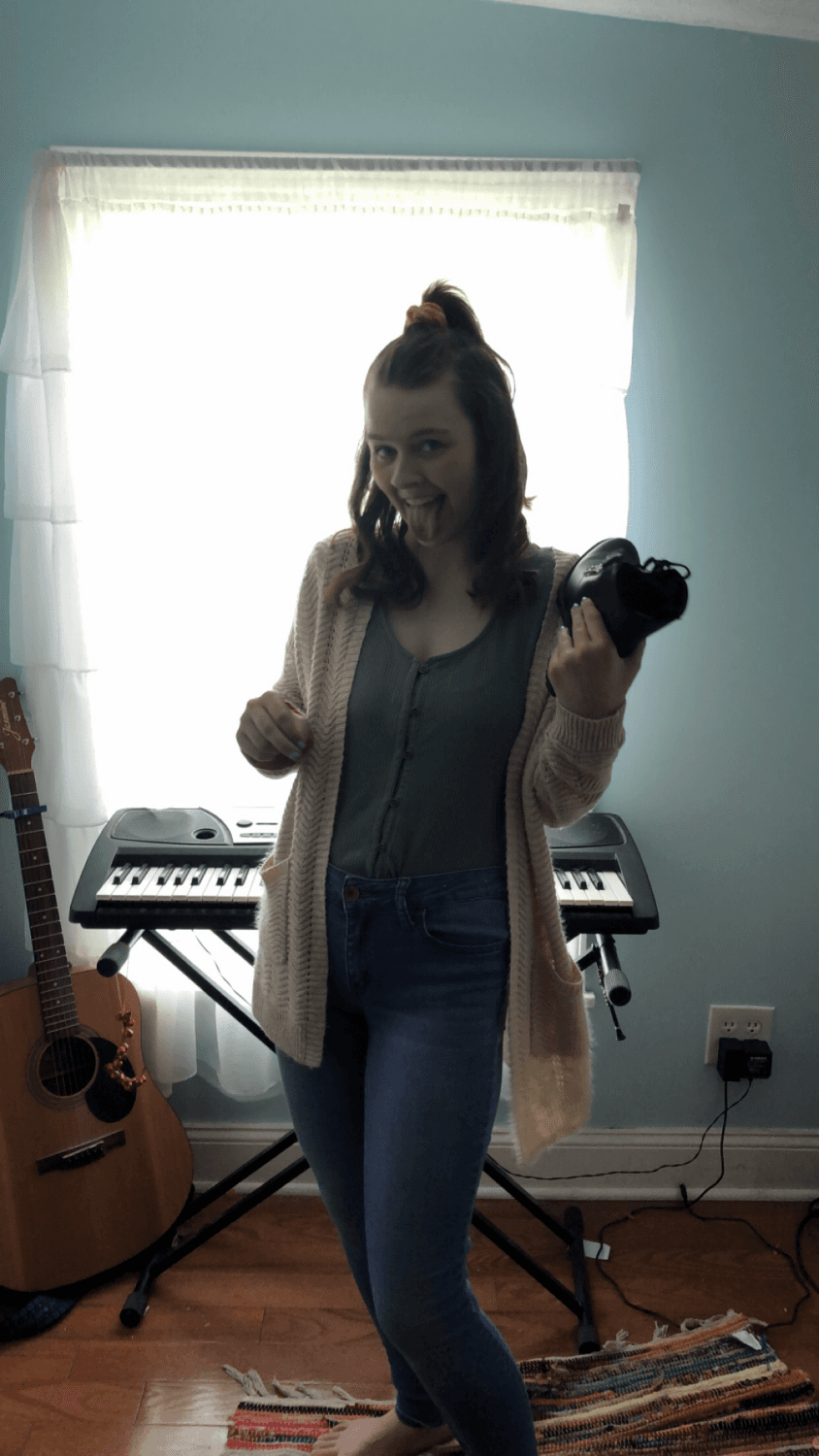 Click to view full size Gorgeous slut