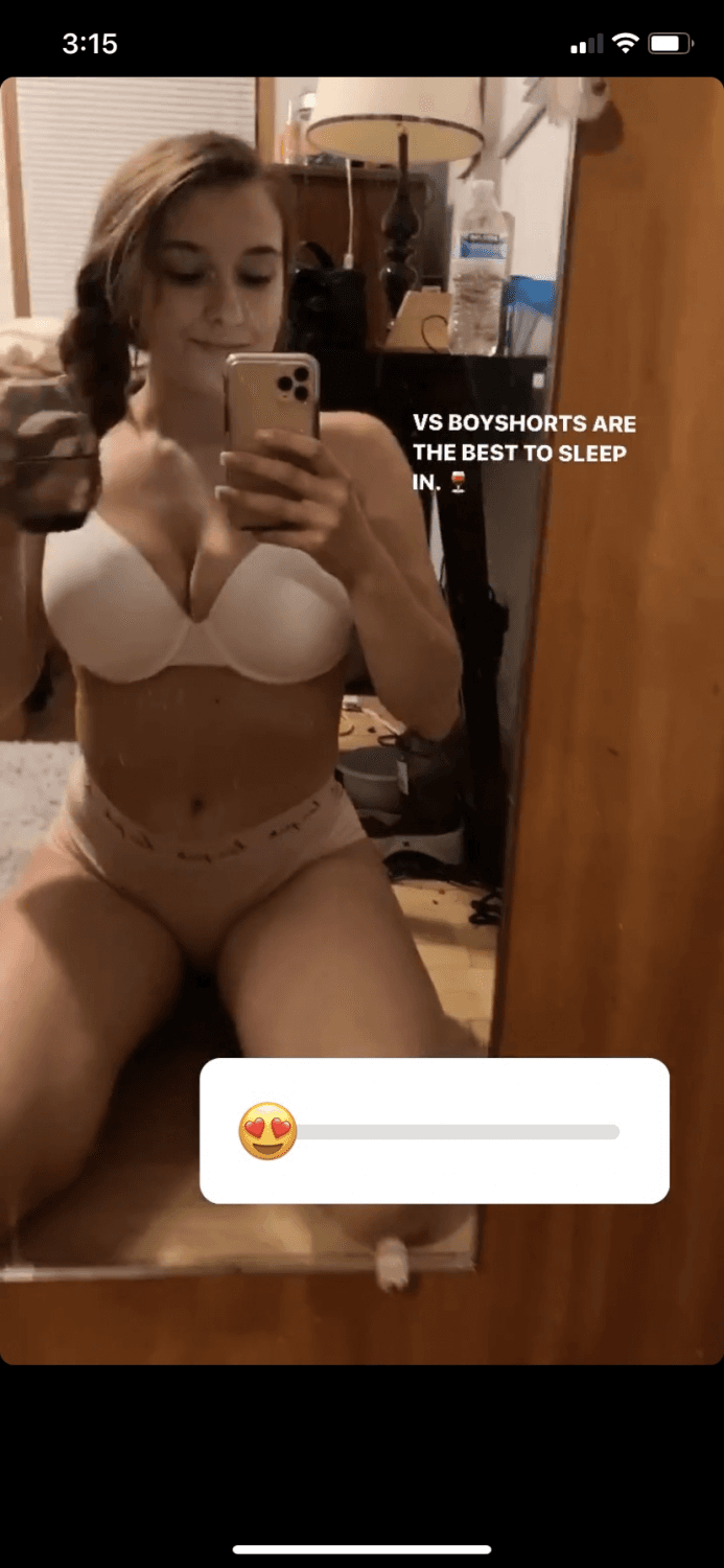 She squeezes her big tits so good and looks amazing kissing her girl