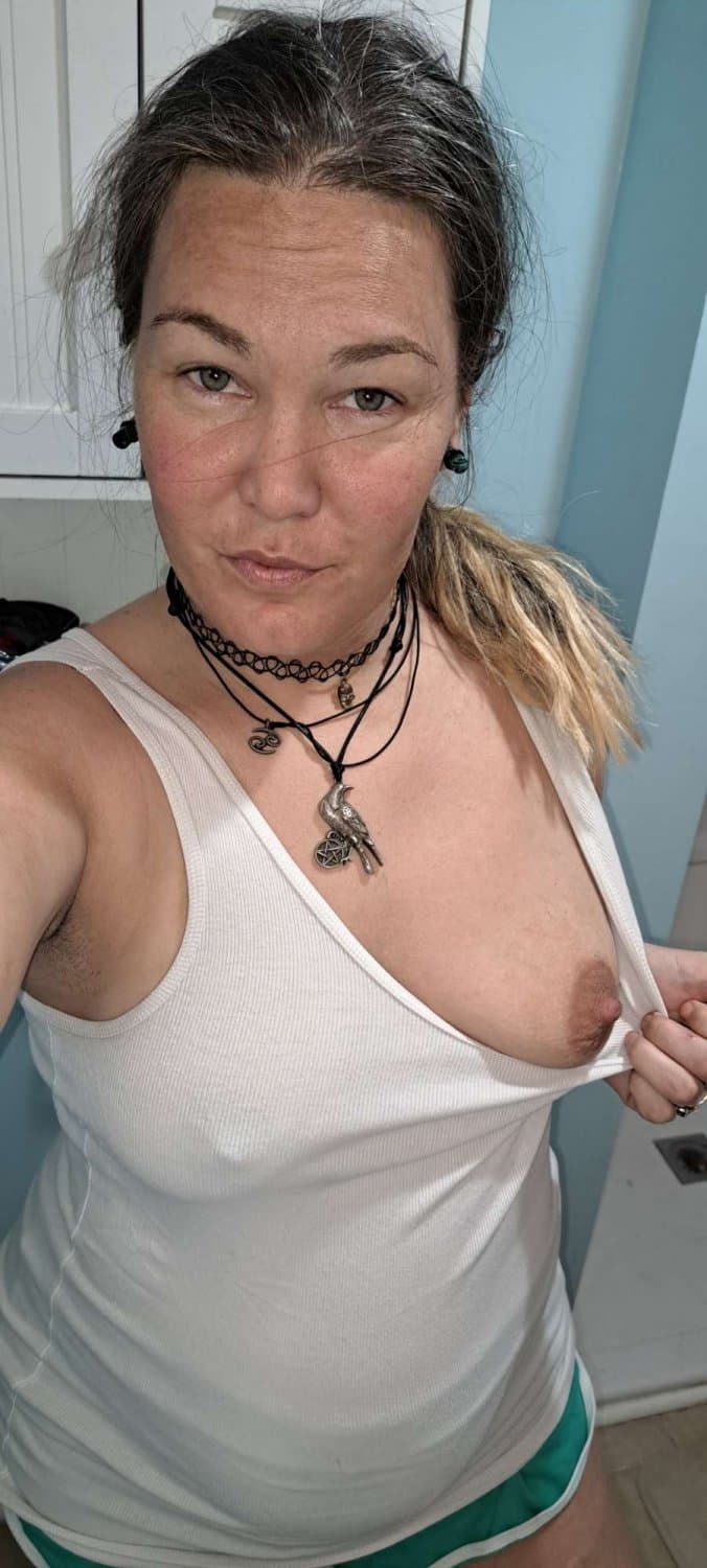 Dumb whore from the US wanted to become a webslut, if she gets popular ill send her info to people