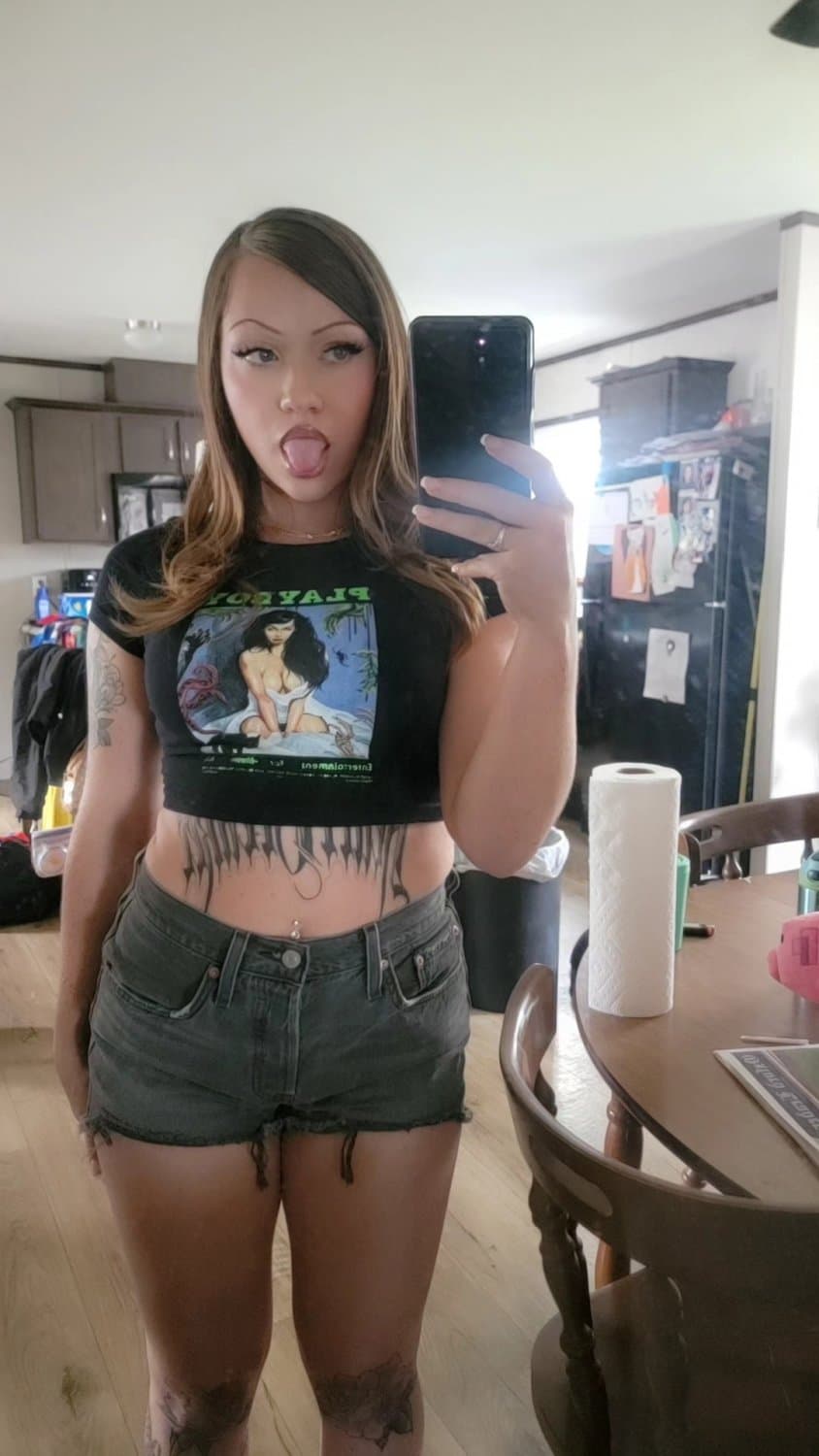 L@UREN The Slutty Bikini Barista