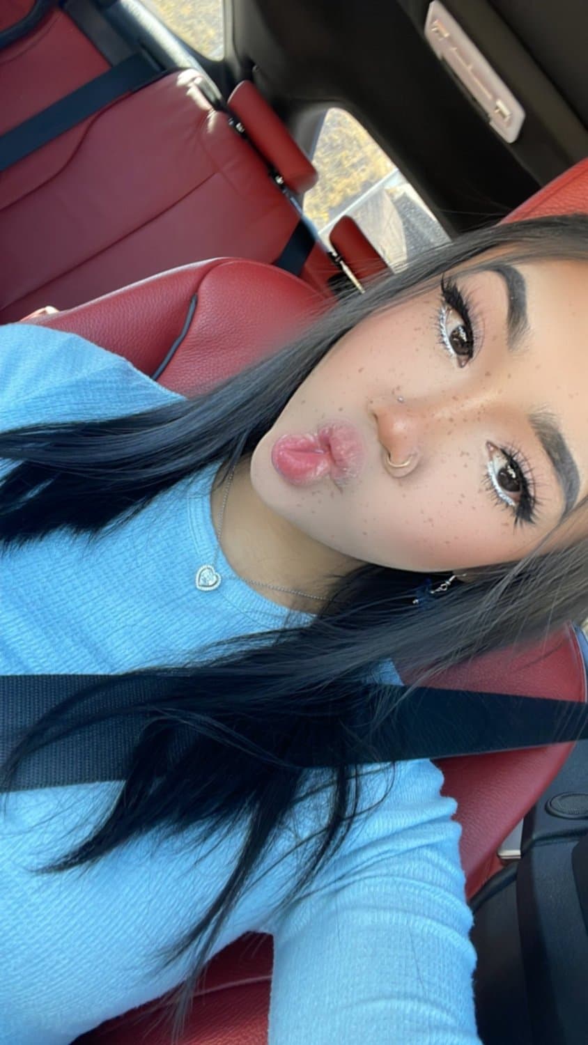 Click to view full size Sexy petite ABG teen Cece