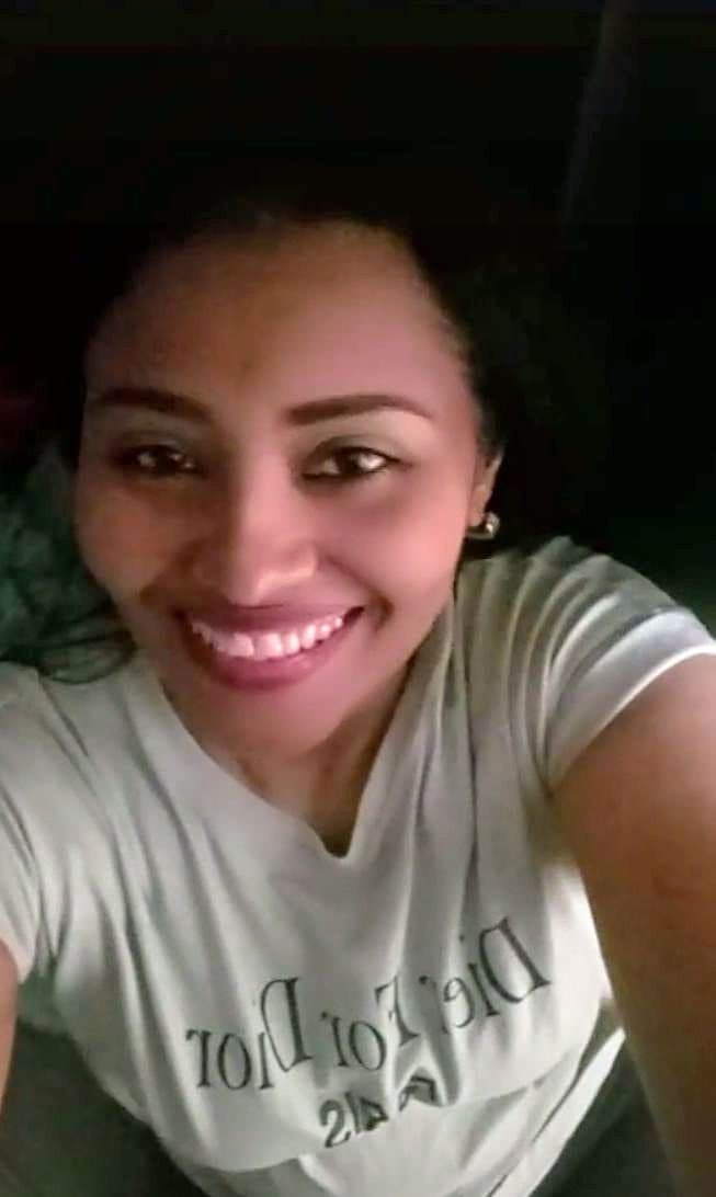 Morena venezolana sexo anal