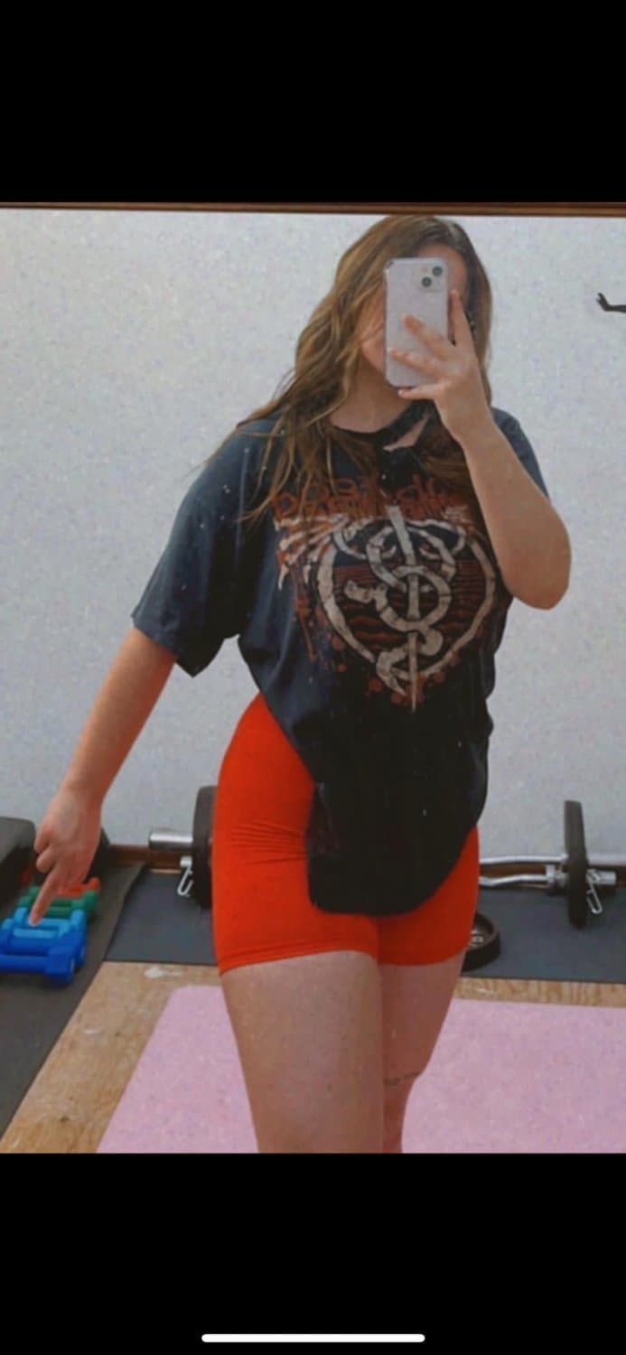 Bully this sluts bitch brother on discord: johnnytesties519   Really bully him meaner the better